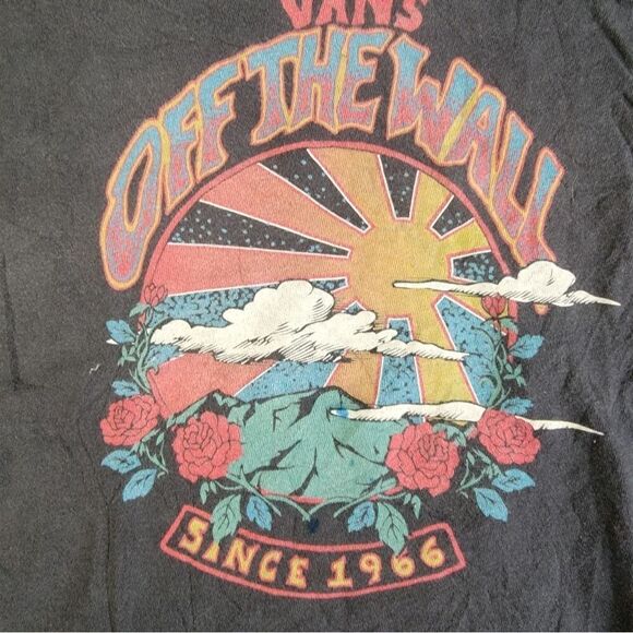 Vans Authentic “Off The Wall” Custom Classics since 1966 Youth Large  Tshirt - Picture 7 of 10